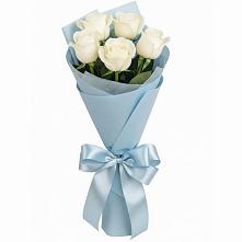 Букет 5 Белых роз Проуд в Пятигорском