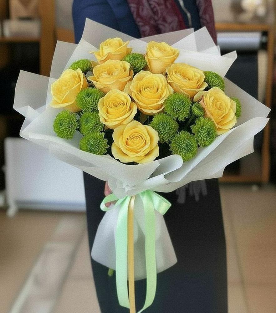 Букет цветов из: Хризантемы и Розы в Пятигорском