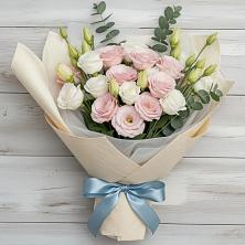 Букет цветов из:  Лизиантусы в Пятигорском