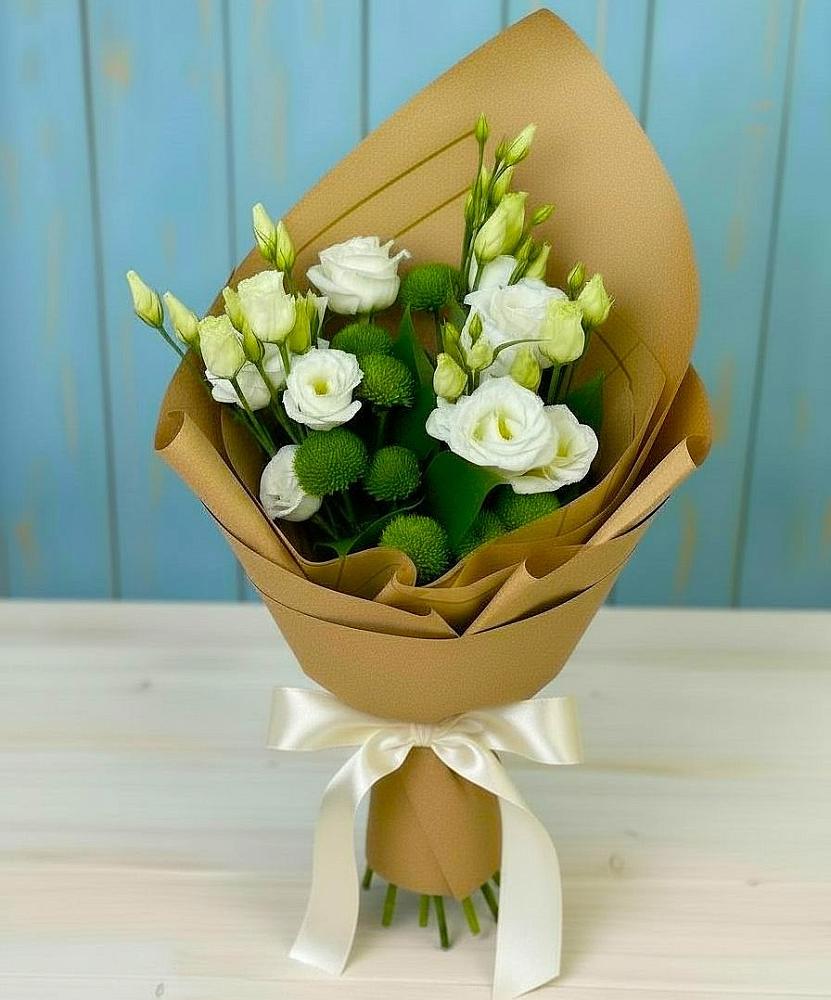 Букет цветов из: Хризантемы и Лизиантусы в Пятигорском