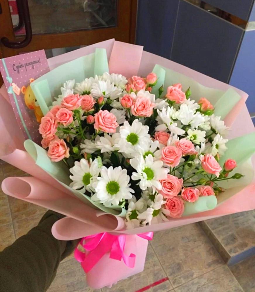 Букет цветов из: Розы и Хризантемы в Пятигорском