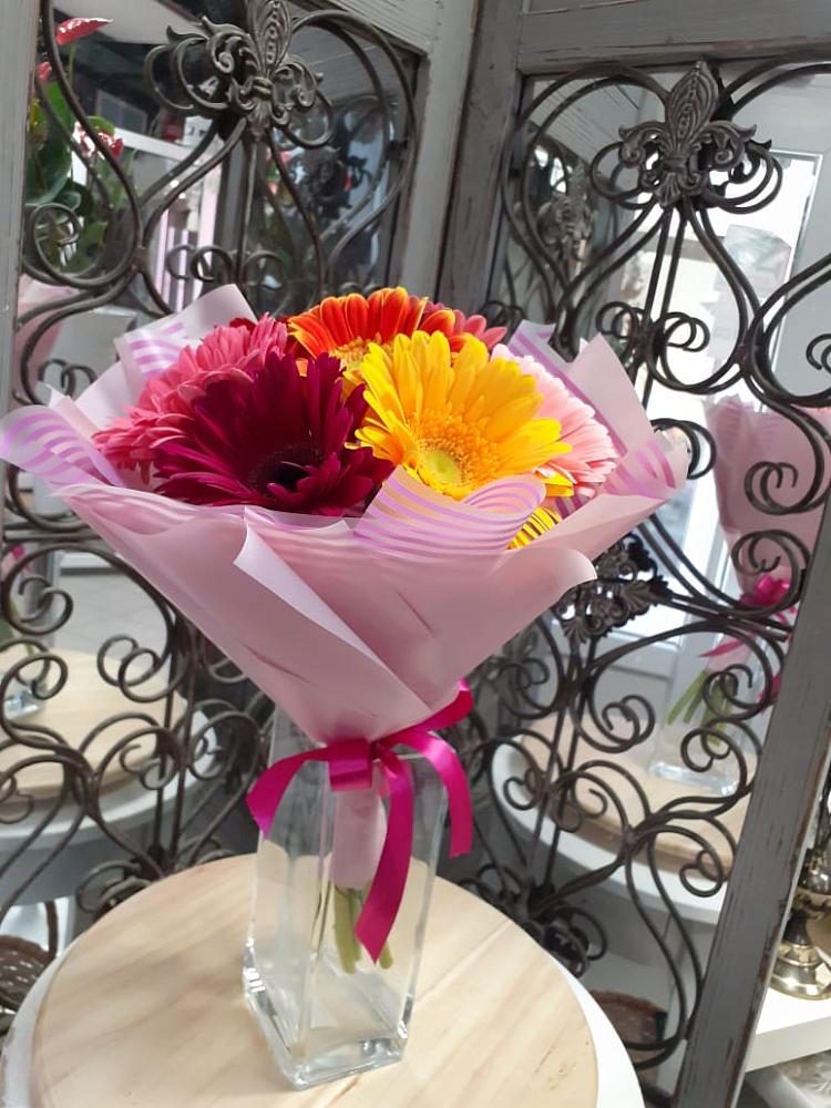 Букет цветов из: Герберы в Пятигорском