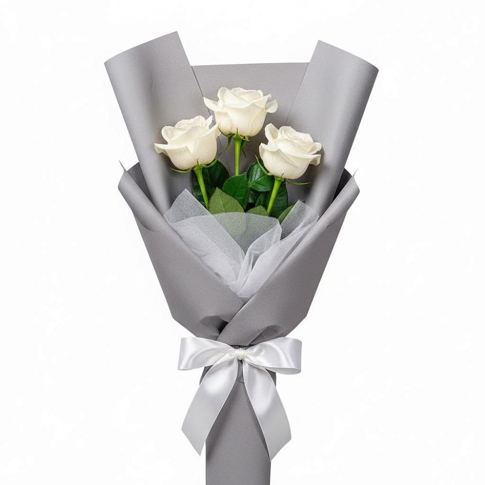 Букет 3 белые розы в Пятигорском