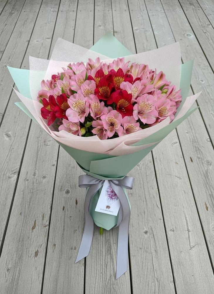 Букет цветов из: Альстромерии в Пятигорском