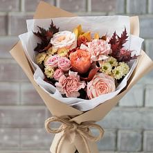 Букет цветов из:  Гвоздики, Хризантемы и Розы в Пятигорском