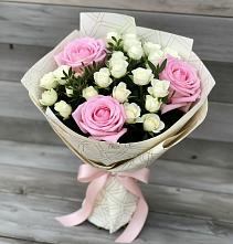 Букет цветов из:  Розы #REPLACE_PRED# Пятигорском