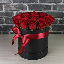 Цветочная композиция из Розы в шляпной коробке в Пятигорском