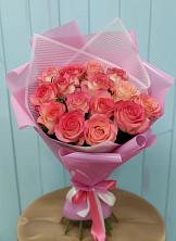 Букет 15 Розовых роз Равель в Пятигорском