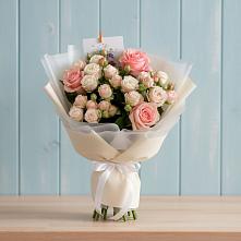 Букет цветов из:  Розы #REPLACE_PRED# Пятигорском